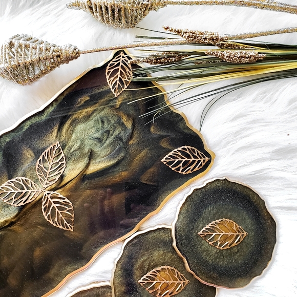 MADE TO ORDER/Resin Decorative Tray Set W/Coasters - Picture 3 of 11